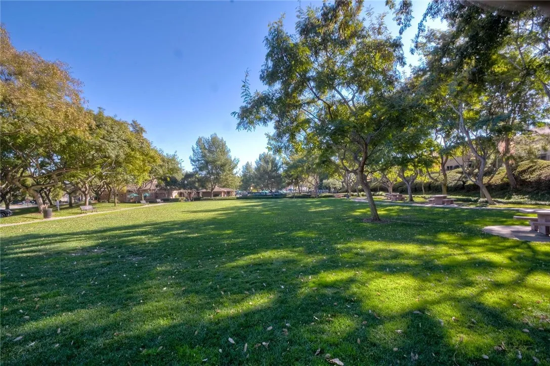 Photo #33: SB25180541 Listing: Photo #33
