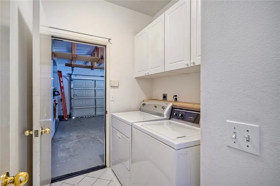 Photo #21: SB25180541 Listing: Photo #21