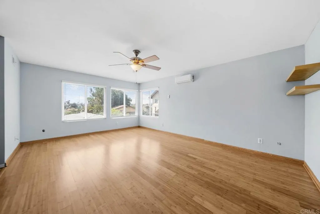 https://cdn.realtyfeed.com/cdn/127/306515766/3f21bf589e23cb4aa3fe81439572d6a5.webp
