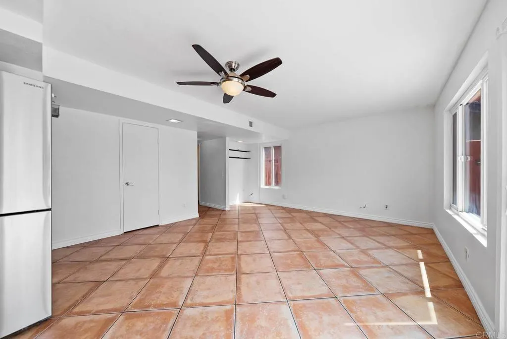 https://cdn.realtyfeed.com/cdn/127/306515766/87e877972f5a9c4637d9c94ba63092c9.webp