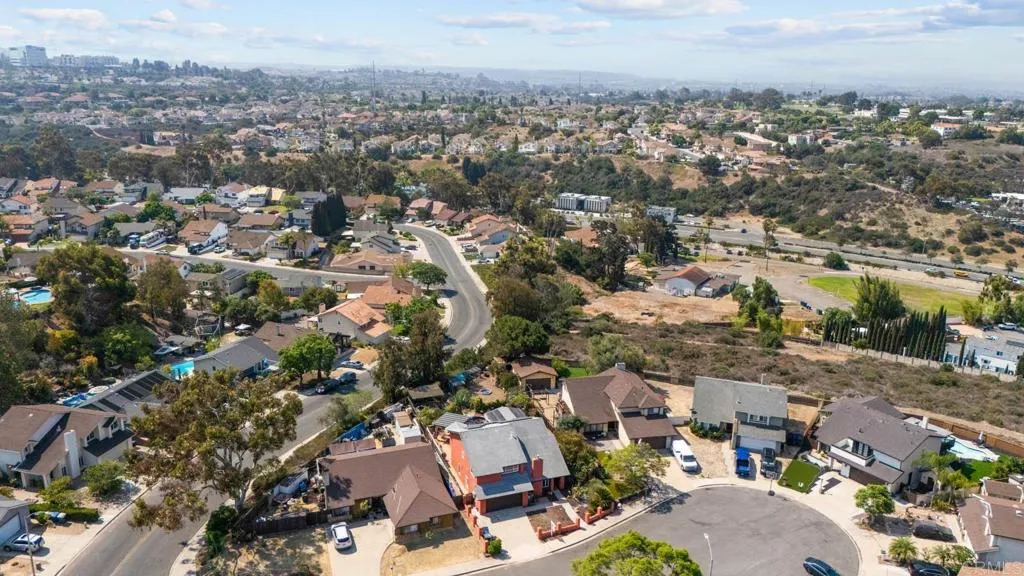 https://cdn.realtyfeed.com/cdn/127/306515766/aaa573ae19c136aae9659b2bb40a5d37.webp