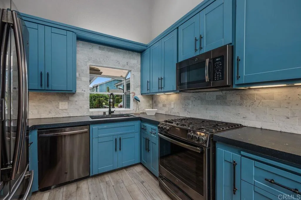 https://cdn.realtyfeed.com/cdn/127/306515768/cc1efd0cbd65c24cccd6d6e1907f0f3d.webp