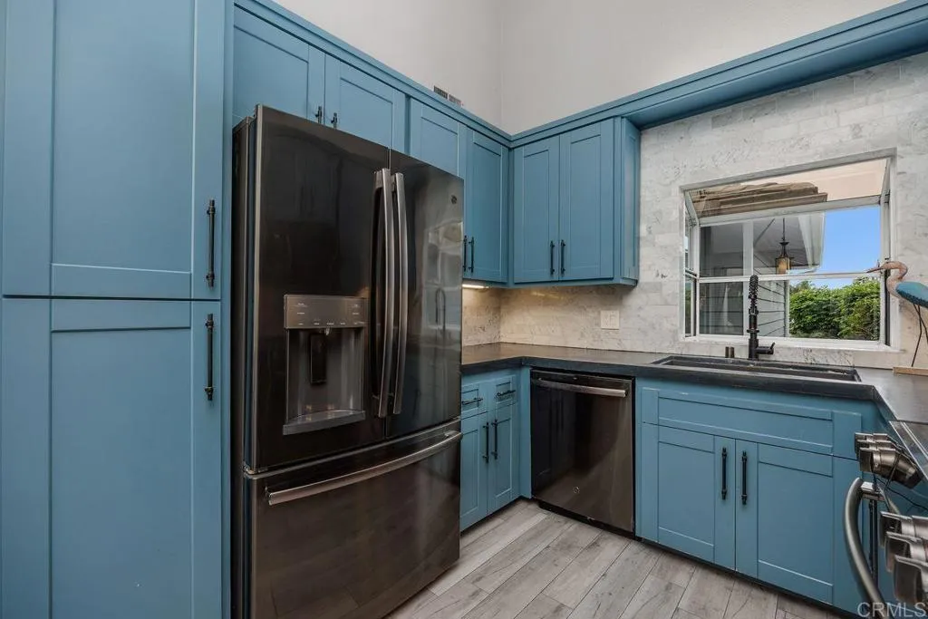 https://cdn.realtyfeed.com/cdn/127/306515768/d7bd556888f3e58d6c76fcb349cc95bf.webp