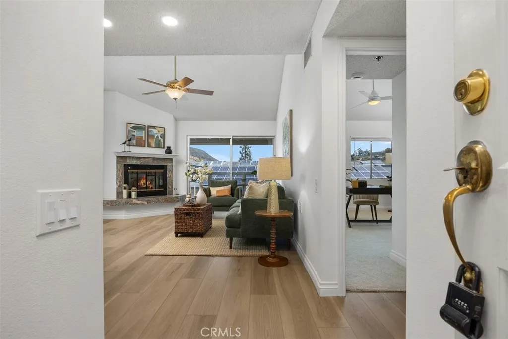 More Details about MLS # OC25180238 : 1508 CIRCA DEL LAGO UNIT B305