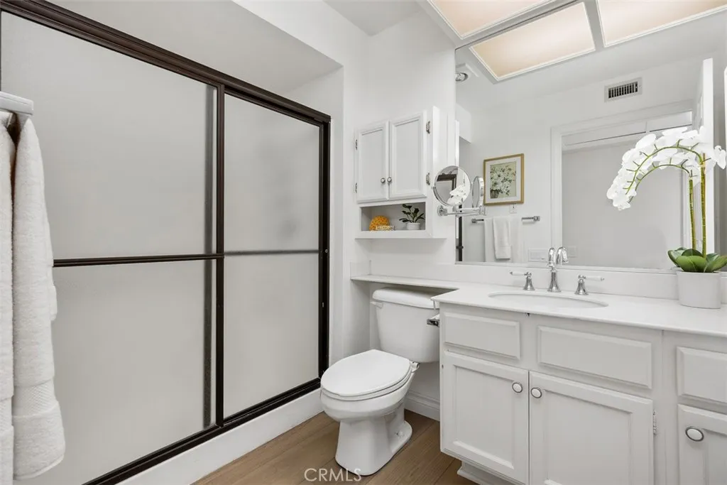 Photo #8: OC25180238 Listing: Photo #8