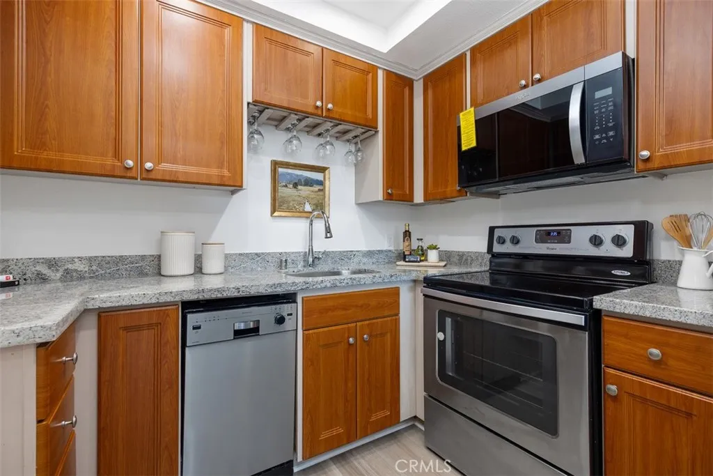 Photo #3: OC25180238 Listing 