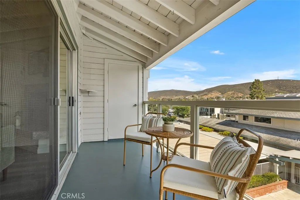 https://cdn.realtyfeed.com/cdn/127/306515791/c26d286e8fa2cdb5d6f51fcd9a646e72.webp