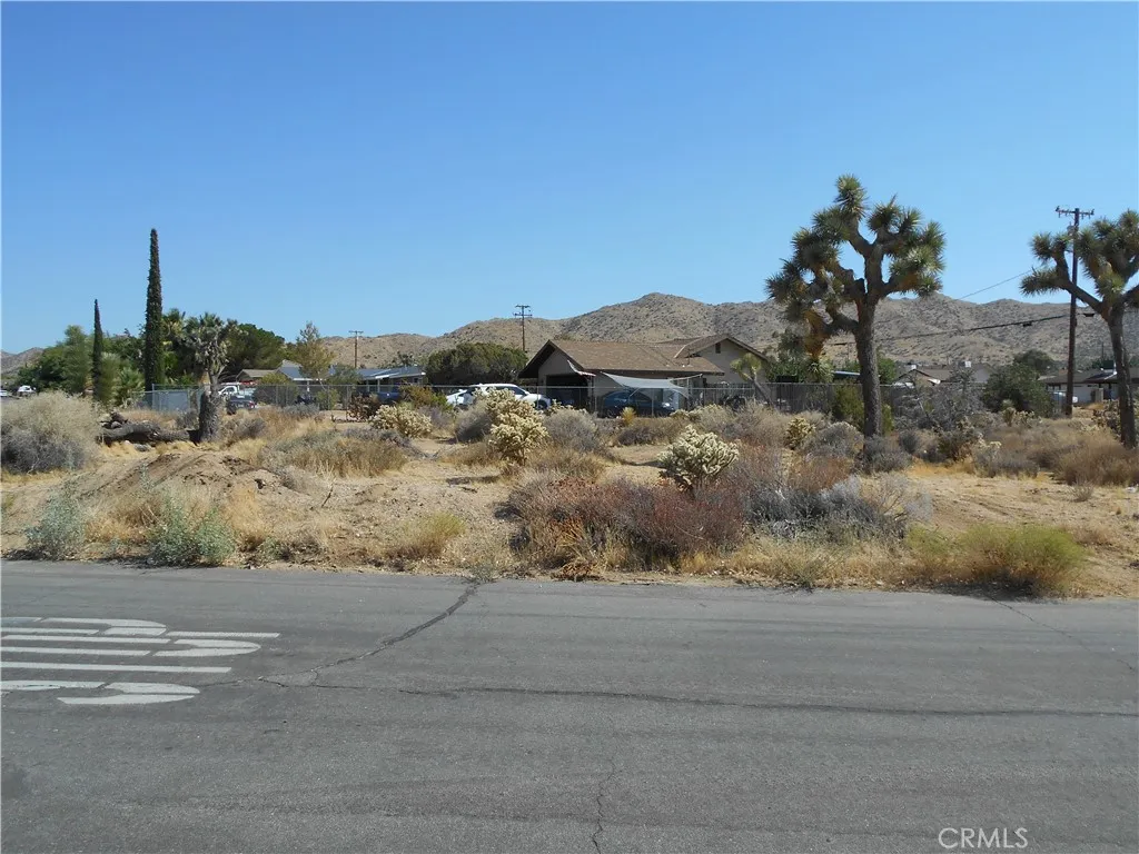987 Juarez, Yucca Valley, CA 92284 - Photo 3 of 5, Yucca Valley, CA