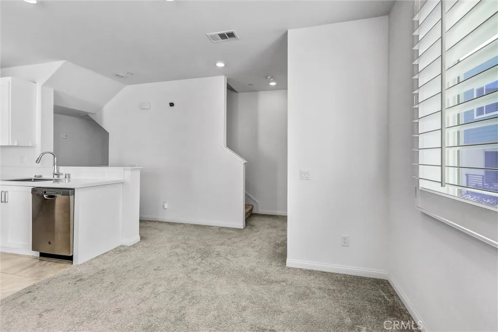 Photo #14: IV25181126 Listing: Photo #14