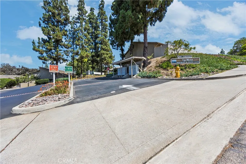 https://cdn.realtyfeed.com/cdn/127/306516174/876e72d39968befa2a75d05296a73f0b.webp