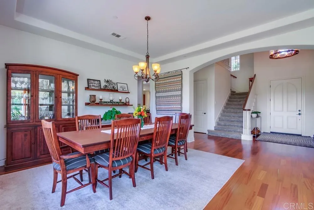 https://cdn.realtyfeed.com/cdn/127/306516180/4e3ddcc2dfba7242bd459304809e94b9.webp