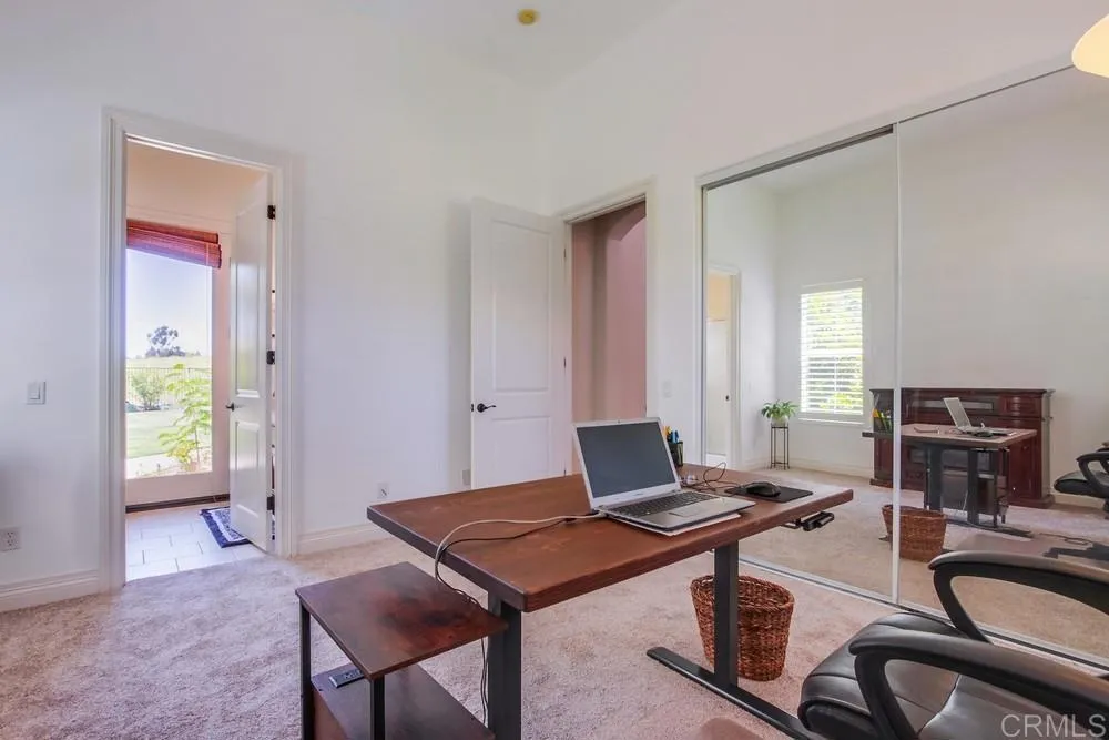 https://cdn.realtyfeed.com/cdn/127/306516180/9139afefe46a93a6f44eb9aed16e6a18.webp