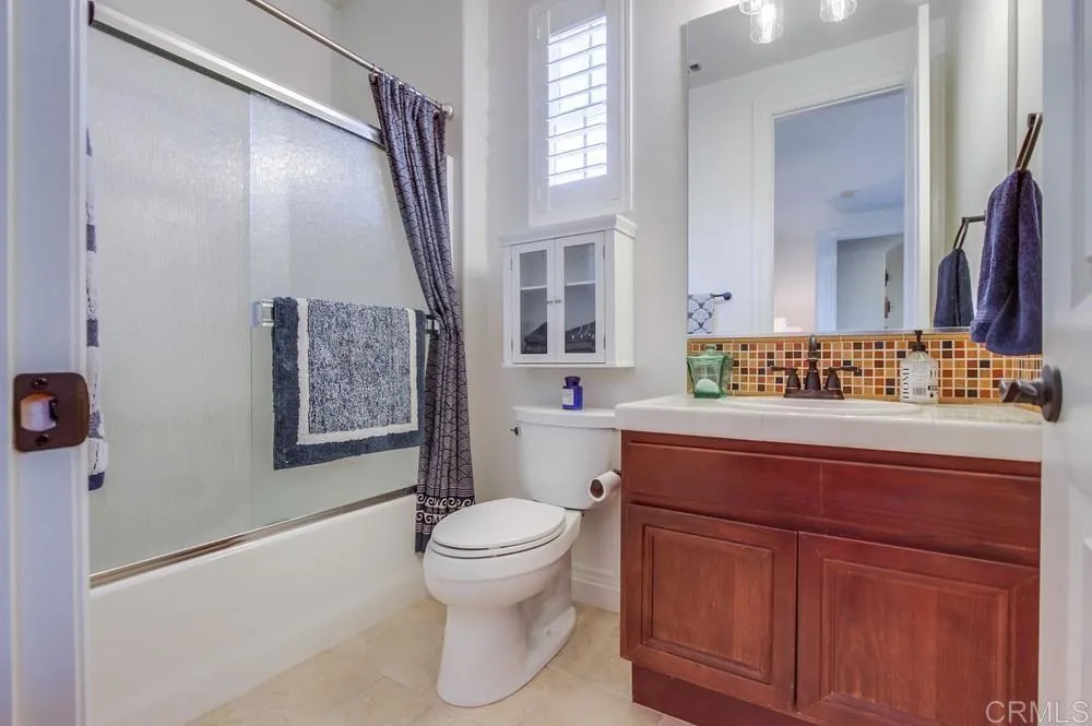 https://cdn.realtyfeed.com/cdn/127/306516180/ace1237a632b81d3a4b31102fa1d8f3e.webp