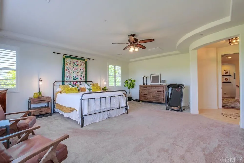 https://cdn.realtyfeed.com/cdn/127/306516180/ec354860f3c5ef6c1a40bf98bcccdf6a.webp