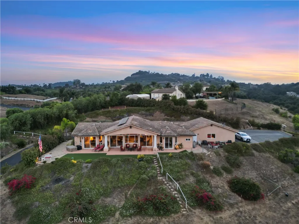 https://cdn.realtyfeed.com/cdn/127/306516204/291642db1bdd7d7aa94fdb91429acdd0.webp