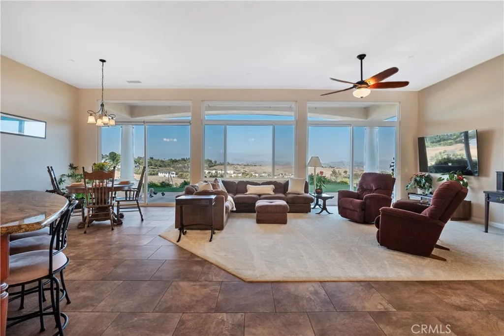 https://cdn.realtyfeed.com/cdn/127/306516204/3302c425401d20cf291081b445759255.webp