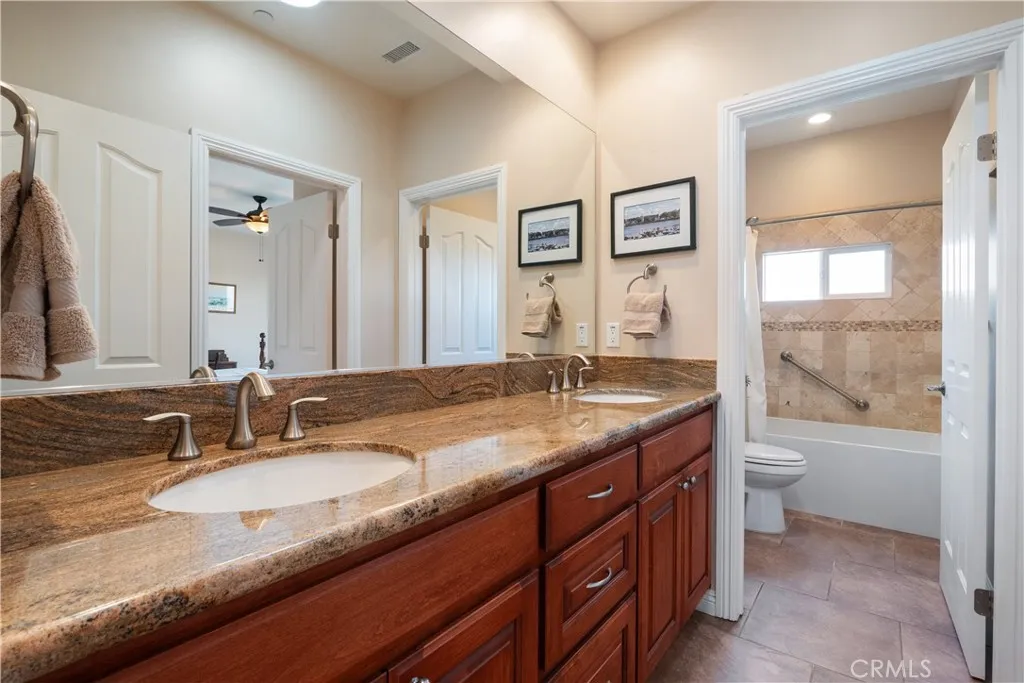 https://cdn.realtyfeed.com/cdn/127/306516204/9f4929a441d28948fcf18bed7bf14a3f.webp