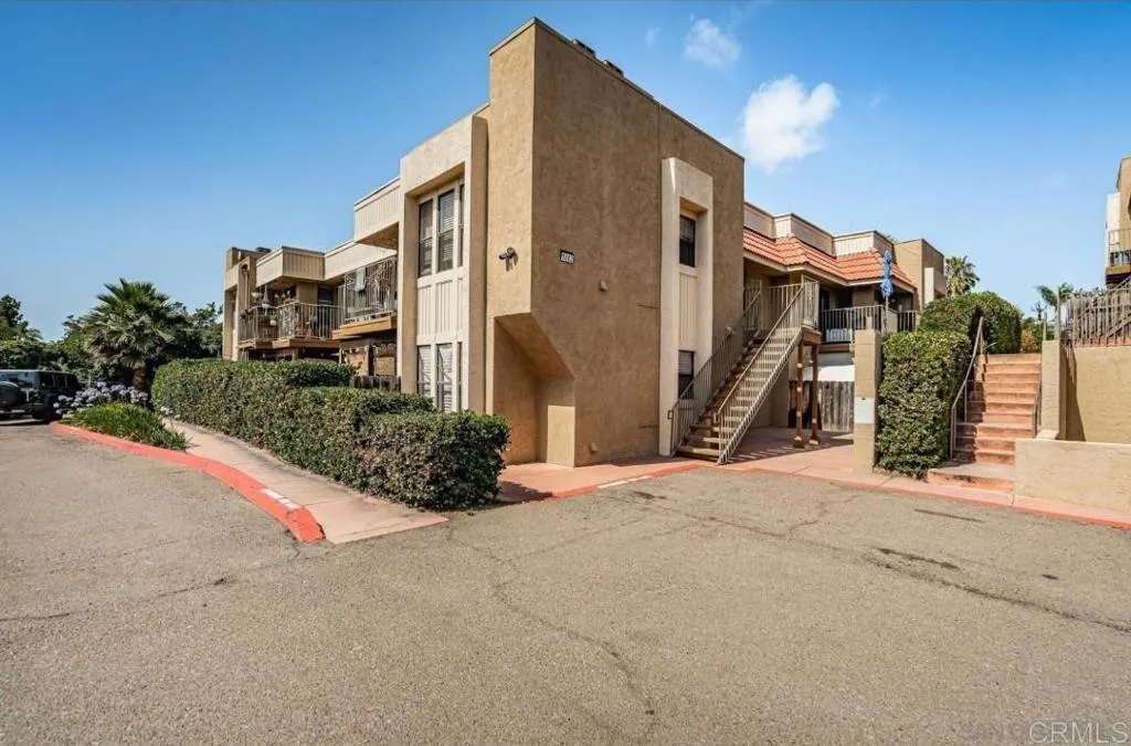 https://cdn.realtyfeed.com/cdn/127/306516248/b50333c1f5d55e17517ec54f53e182e7.webp