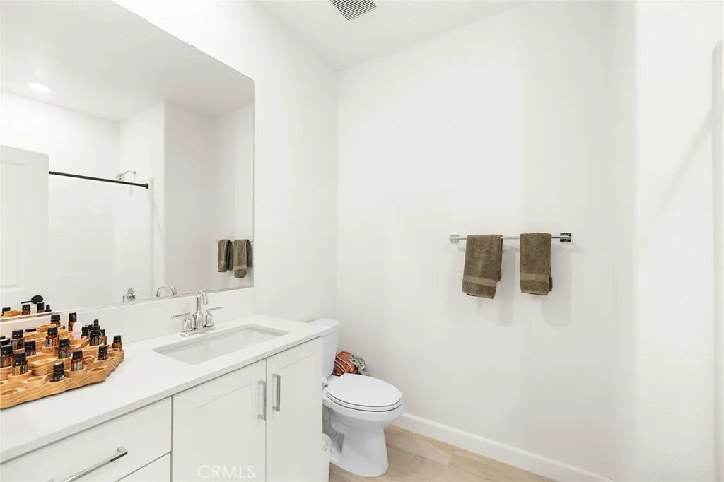 Photo #34: SW25181473 Listing: Photo #34