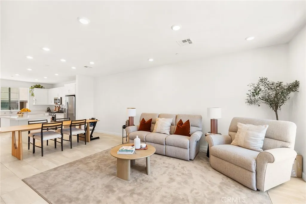 Photo #9: SW25181473 Listing: Photo #9