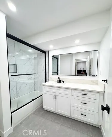 17000 Burbank Boulevard Unit 202, Encino, CA 91316 - Photo 2 of 28, Encino, CA