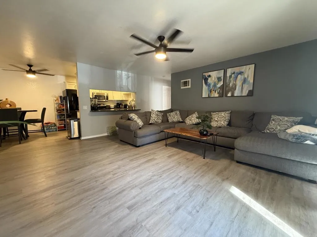 https://cdn.realtyfeed.com/cdn/127/306516436/8bd570c13e55432d5b435082c53ab599.webp