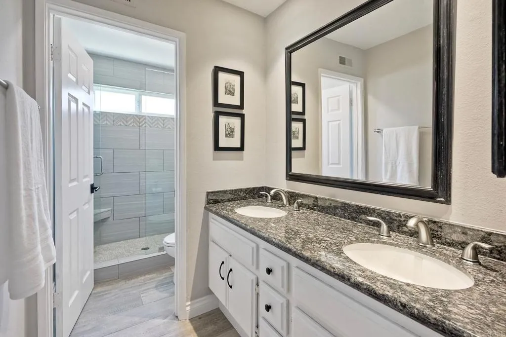 https://cdn.realtyfeed.com/cdn/127/306516439/30bb18f84ba610c99b52efdfeaffe3f1.webp