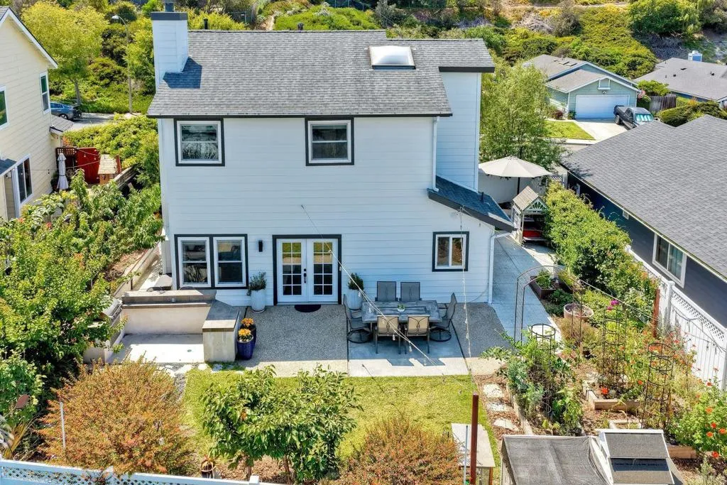https://cdn.realtyfeed.com/cdn/127/306516439/316dea0adbbd538584548daa6a8f02ce.webp