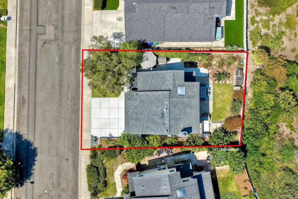 https://cdn.realtyfeed.com/cdn/127/306516439/322da936647360a2edb75d527a4329d2.webp