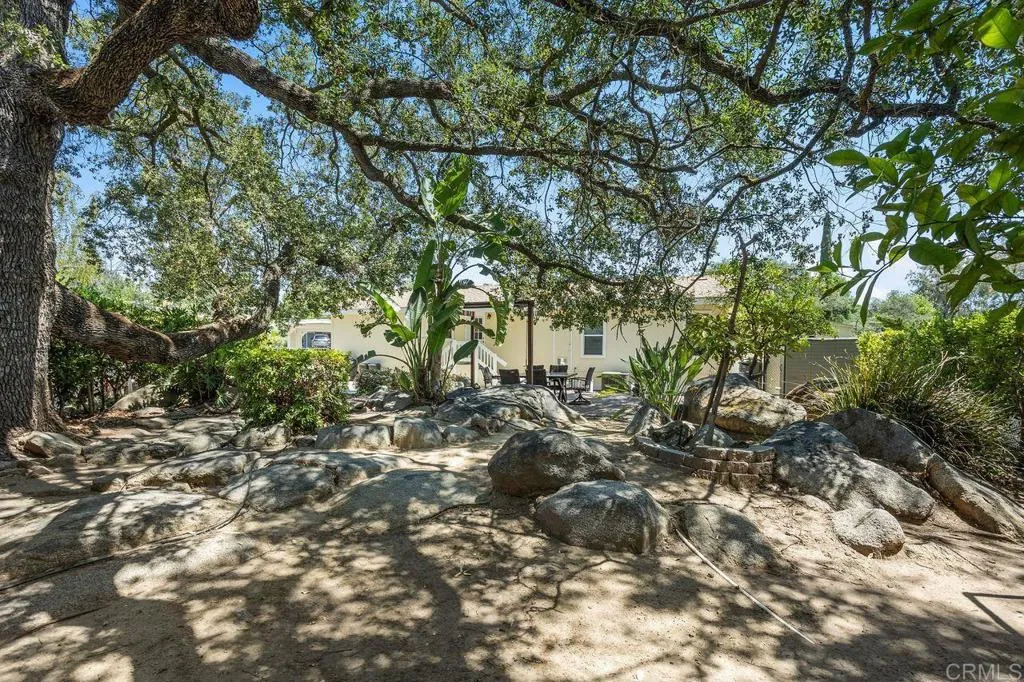 https://cdn.realtyfeed.com/cdn/127/306516458/622ca5ebf16a9ad6b695813bef2eff00.webp