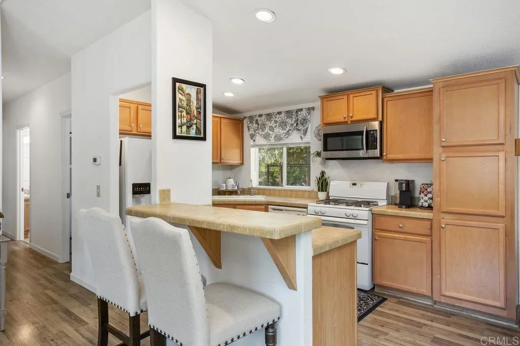 https://cdn.realtyfeed.com/cdn/127/306516458/9a67ebc1d97cf1d7b3698c54f490143a.webp