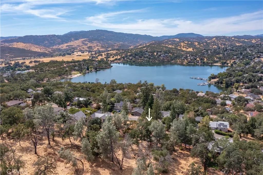 17372 Meadow View Drive, Hidden Valley Lake, CA 95467 - Photo 3 of 68, Hidden Valley Lake, CA