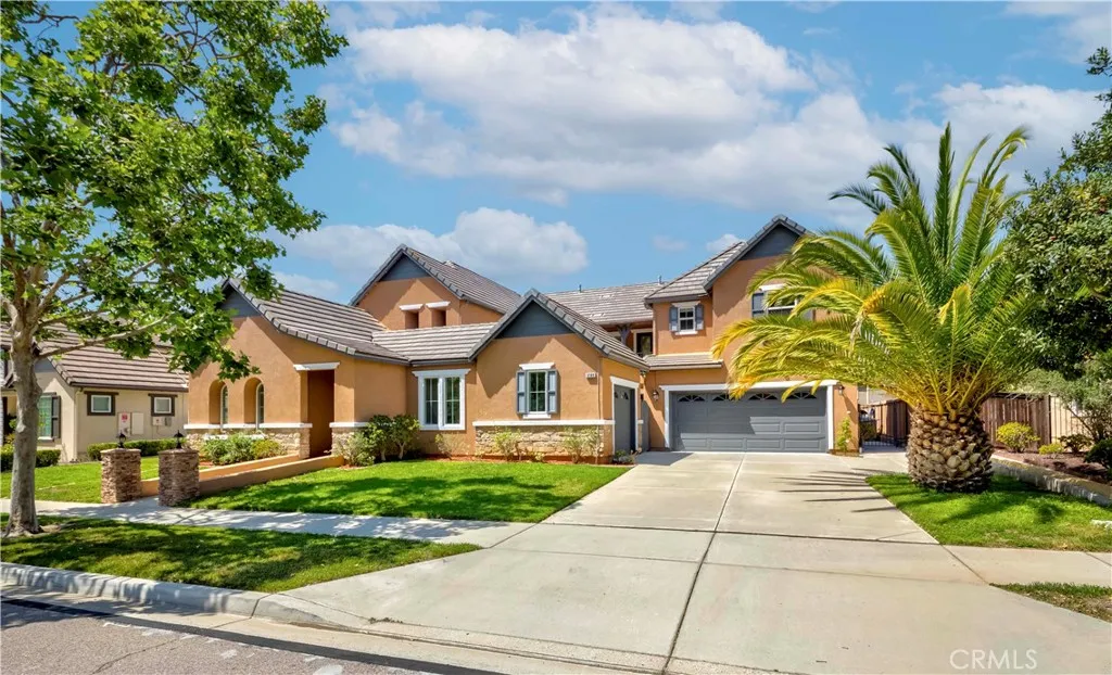 https://cdn.realtyfeed.com/cdn/127/306516488/8b6f7e001f2b6d22d0ffd3362e4a5194.webp
