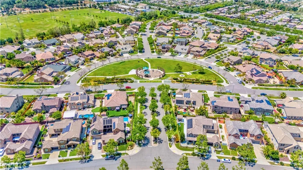 https://cdn.realtyfeed.com/cdn/127/306516488/a0392cbb54d02c1eec1fac22e4cdf64f.webp