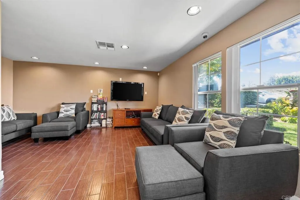 Photo #23: PTP2506116 Listing: Photo #23