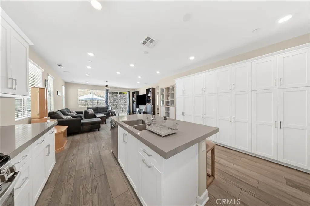 Photo #8: SW25181567 Listing: Photo #8