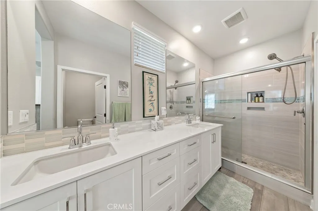 Photo #17: SW25181567 Listing: Photo #17