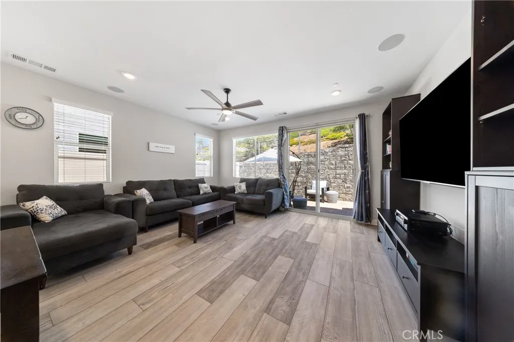 Photo #12: SW25181567 Listing: Photo #12