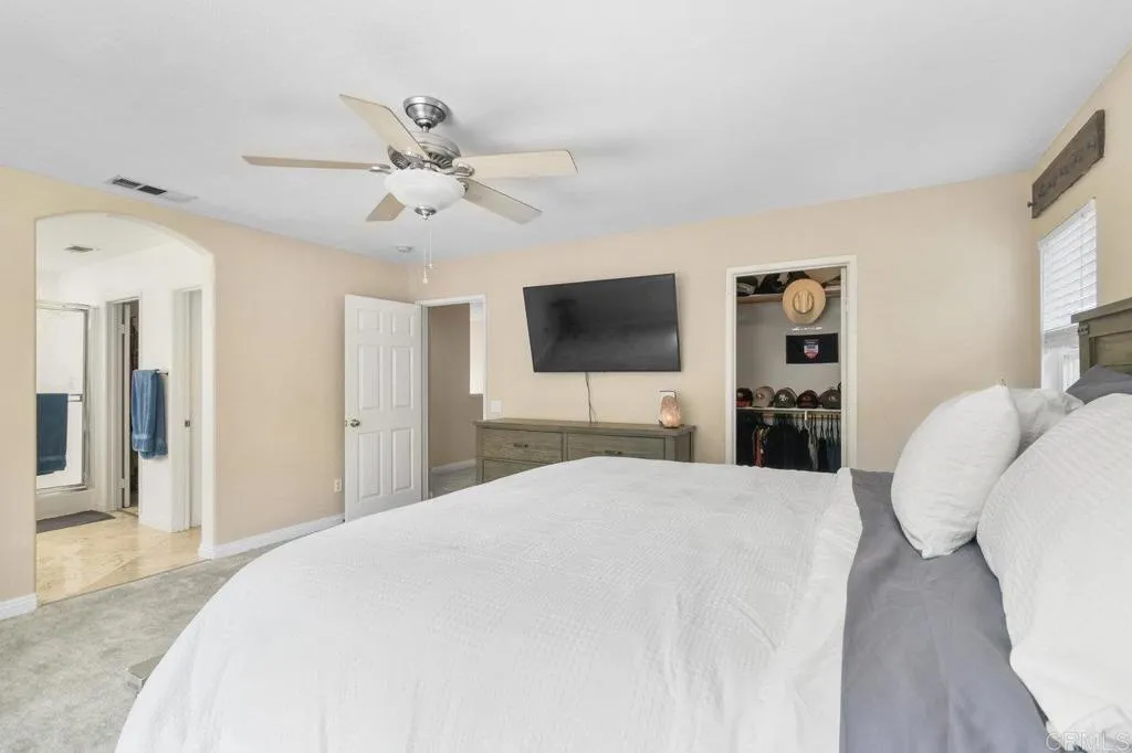 https://cdn.realtyfeed.com/cdn/127/306516585/6526f2703d53ec36f8562aca9dc1de92.webp