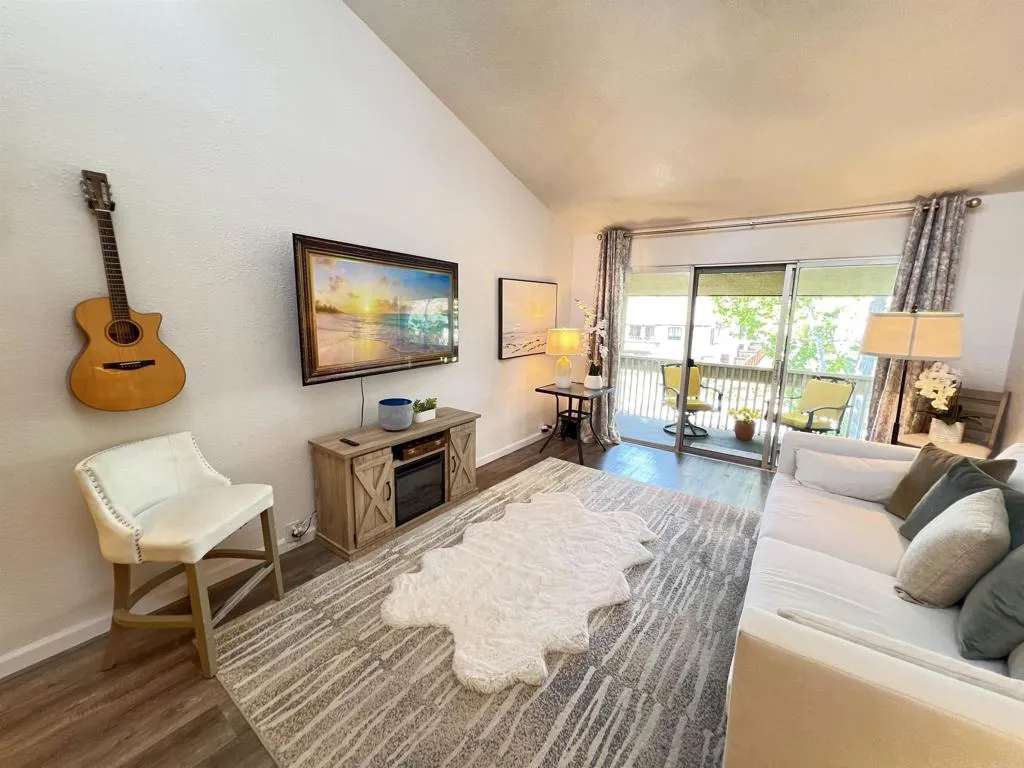 MLS: PTP2506122 Condo For Sale