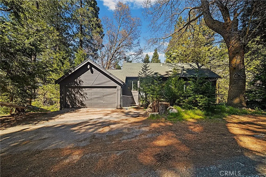 22384 Crest Forest Road