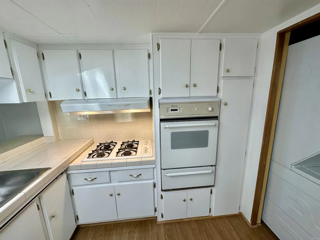 https://cdn.realtyfeed.com/cdn/127/306516682/5a97b33b8576431f18cbcf62d3a50f8c.webp
