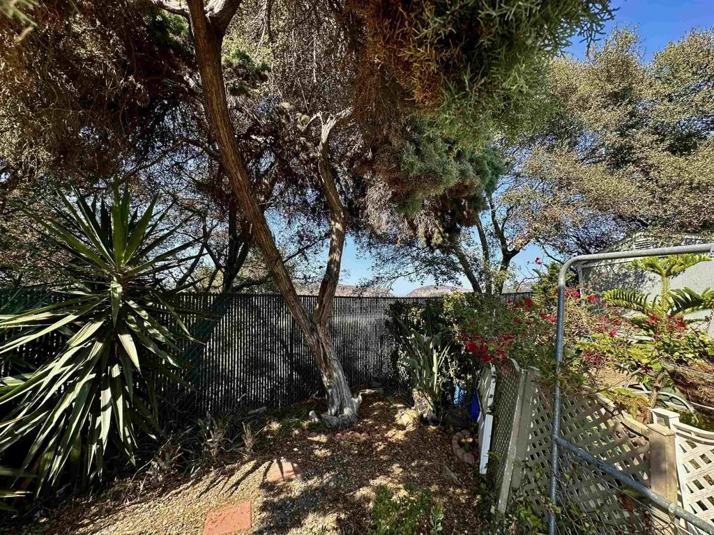 https://cdn.realtyfeed.com/cdn/127/306516682/61a93cde7a6eccd842574cea8797145d.webp