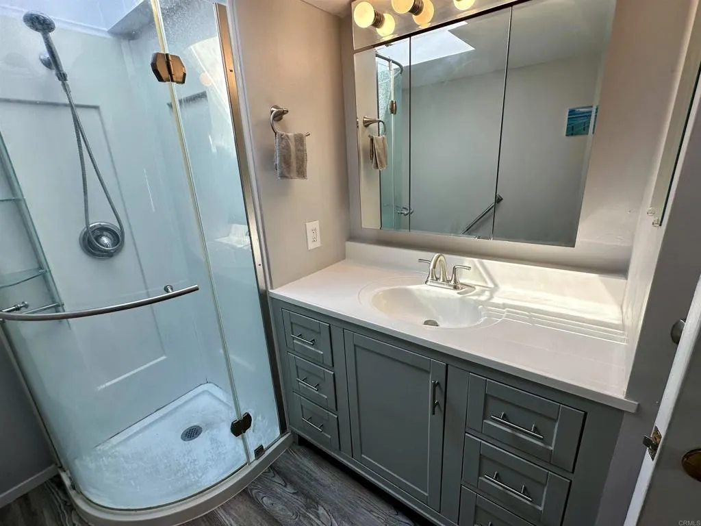 4808 OLD CLIFFS UNIT 4808 1/2, San Diego, CA, 92120