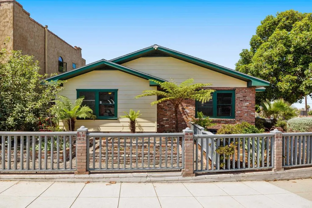 https://cdn.realtyfeed.com/cdn/127/306516712/cb8f8331dcb5e3e5e344b5887f2be086.webp