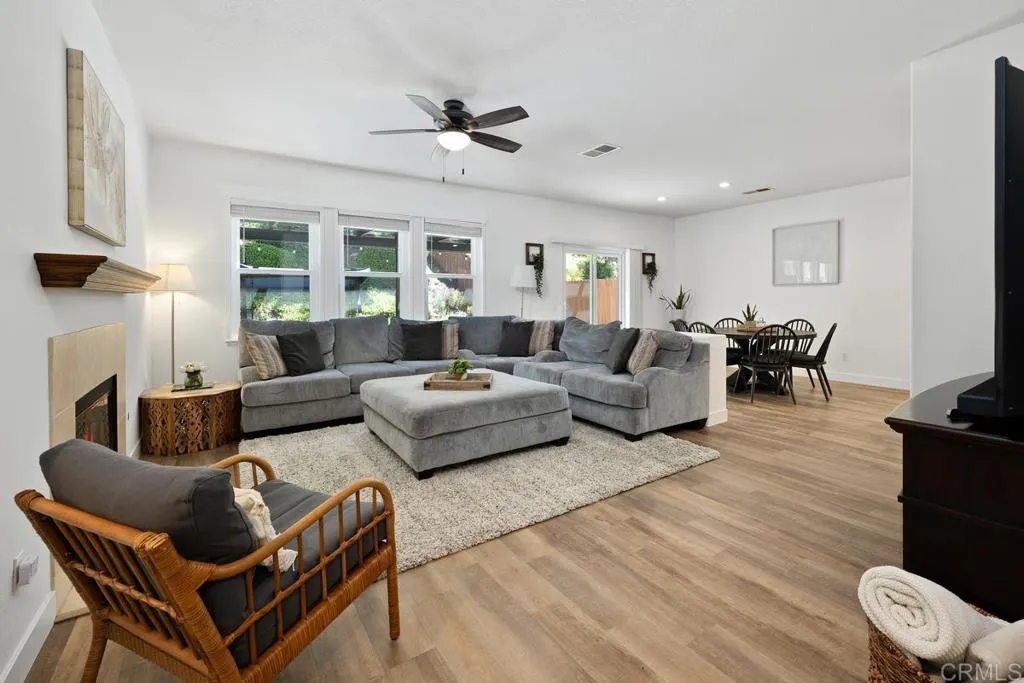 https://cdn.realtyfeed.com/cdn/127/306516826/8737458a2ac2c860ae4a95ee0f8bd2af.webp