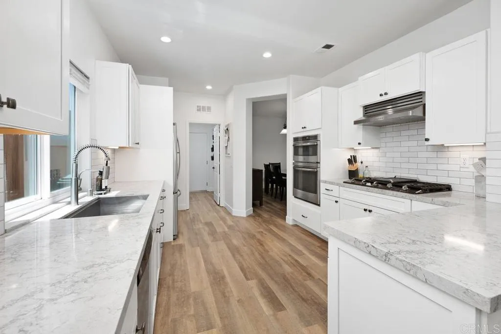 https://cdn.realtyfeed.com/cdn/127/306516826/ff59064292d580ed7bb4bd39e4f77ffe.webp