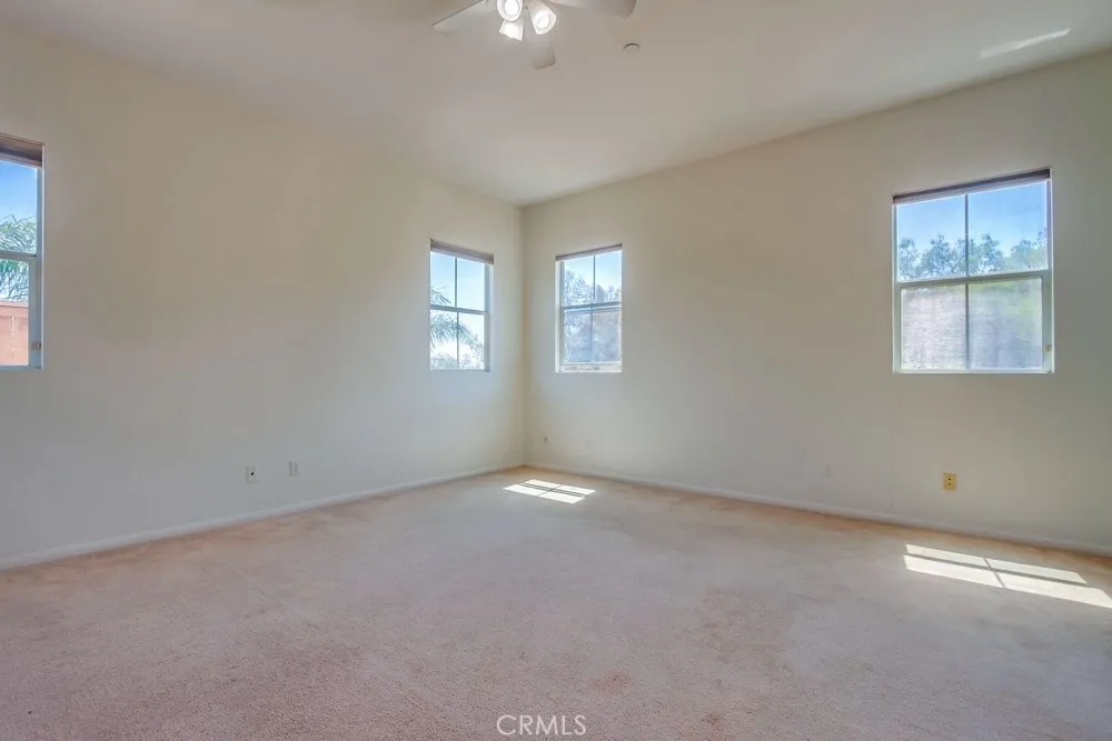 https://cdn.realtyfeed.com/cdn/127/306516925/0abdf42725f5e87a2daa1c1cee58bf91.webp