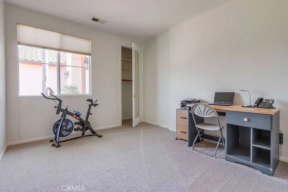 https://cdn.realtyfeed.com/cdn/127/306516925/190dc562f79cf94da812be60e915a441.webp