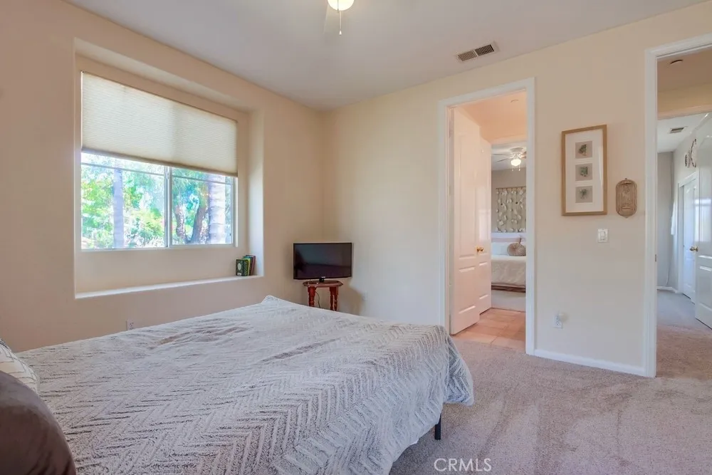 https://cdn.realtyfeed.com/cdn/127/306516925/343c1e60dca7e71553b2823c408eb7df.webp